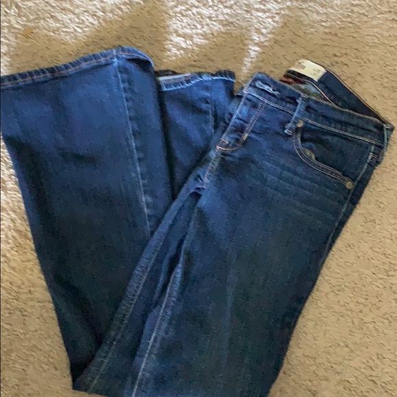 Hollister Jeans - Picture 1 of 4